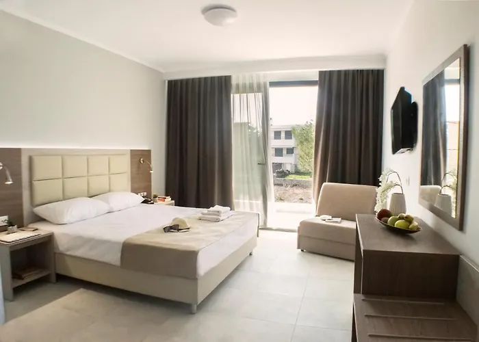 Perla Halkidiki 3*