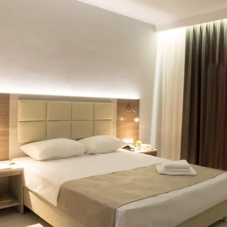 Ξενοδοχείο Perla Halkidiki 3*